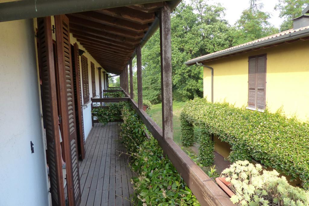 Villa Arriga Alta Lonato del Garda Habitación foto
